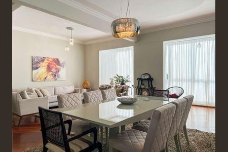 11_photo/94cf008f3f.04f4efb4ec0e2ec3-ATLAS-9959eb30-0269-443a-b961-e5a548580e83.jpg de casa à venda com 3 quartos, 439m² em Jardim Sao Paulo II, Cotia