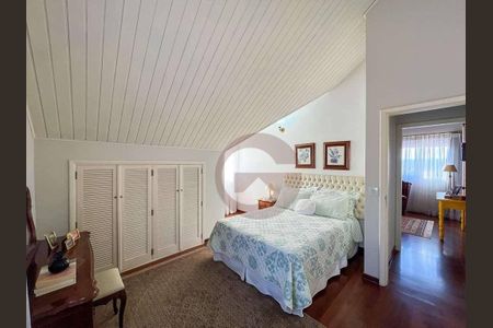 25_photo/94cf008f3f.04f4efb4ec0e2ec3-ATLAS-d324c451-90dd-4186-a73d-bcdef37e188b.jpg de casa de condomínio à venda com 3 quartos, 439m² em Jardim Sao Paulo II, Cotia