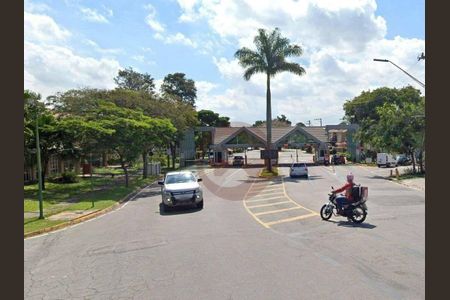 12_photo/94cf008f3f.04f4efb4ec0e2ec3-ATLAS-f6572f0f-4c44-45c2-84e1-a4ee454cbcfc.jpg de casa de condomínio à venda com 3 quartos, 439m² em Jardim Sao Paulo II, Cotia