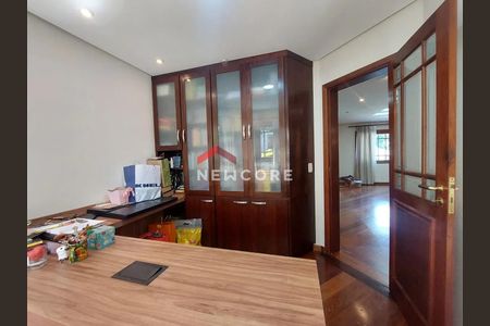 21_photo/94cf008f43.4cea1a0b3f6bbd2f-ATLAS-ad2a7f44-cb9c-4d0e-8a5f-1bac3c1102ab.jpg de casa de condomínio à venda com 4 quartos, 436m² em Cotia, Cotia