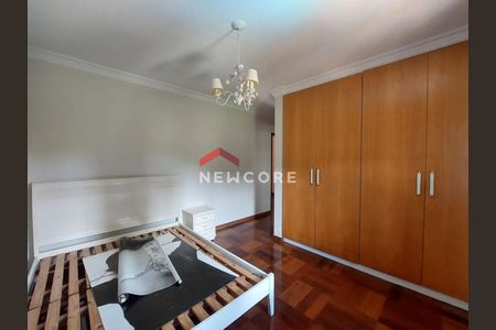 25_photo/94cf008f43.4cea1a0b3f6bbd2f-ATLAS-f7585ccf-8a54-4cb6-8020-830d5def0dd4.jpg de casa de condomínio à venda com 4 quartos, 436m² em Cotia, Cotia