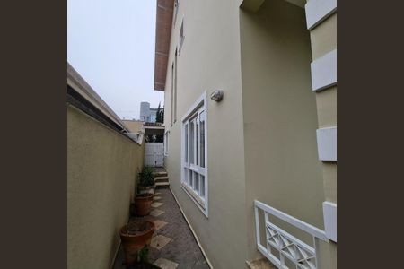 59_photo/94cf008f6b.2d5b66cf4807465a-ATLAS-ffe45bc8-43f0-4b48-a9ee-384f919b97ff.jpg de casa para alugar com 4 quartos, 335m² em Jardim Sao Paulo II, Cotia