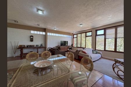 8_photo/94cf008f73.ac59da683d20aab1-ATLAS-a203cd6c-3a9d-467e-b0b5-8f60e67cc2df.jpg de casa de condomínio à venda com 4 quartos, 384m² em Jardim Sao Paulo II, Cotia