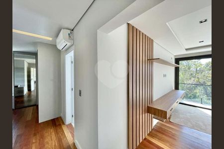 5_photo/94cf008fbf.8cbbc6e43ead3576-ATLAS-f5b5ef01-8a90-45cd-8d98-7b562fa02ca2.jpg de casa de condomínio à venda com 4 quartos, 653m² em Cotia, Cotia