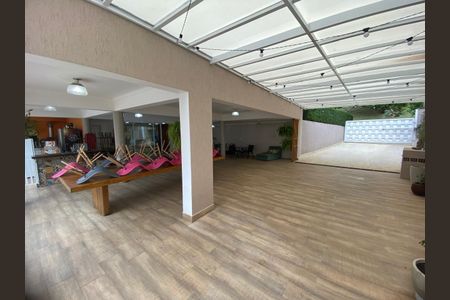 12_photo/94cf008fbf.b88c9f23dde11cca-ATLAS-4342560a-47fe-4e61-824d-d42ece6fa717.jpg de casa à venda com 5 quartos, 363m² em Jardim Sao Paulo II, Cotia