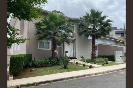 17_photo/94cf008fbf.b88c9f23dde11cca-ATLAS-829de0fc-57b1-4c7a-9ae6-4268ce5e2b8f.jpg de casa à venda com 5 quartos, 363m² em Jardim Sao Paulo II, Cotia