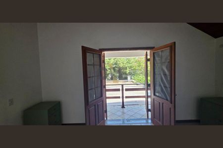 37_photo/94cf008ff3.1d330545a03b1011-ATLAS-2ef9dace-5f35-4e80-934c-e60cd8d0d56a.jpg de casa para alugar com 4 quartos, 600m² em São Paulo II, Cotia