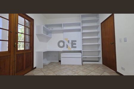 85_photo/94cf008ff3.1d330545a03b1011-ATLAS-fbac6878-2e70-49c2-9a0a-a32e5ff65035.jpg de casa para alugar com 4 quartos, 600m² em São Paulo II, Cotia