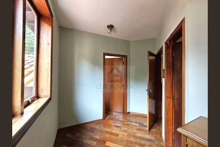 4_photo/94cf008ff3.2cd8be96c8fbe254-ATLAS-77061e05-28a5-4c02-8078-db2abf506d4e.jpg de casa à venda com 5 quartos, 363m² em São Paulo II, Cotia