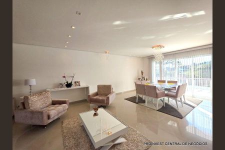 7_photo/94cf00901b.cbac4b0532efd0a4-ATLAS-274c511f-9412-41df-adae-b09262800cd4.jpg de casa à venda com 4 quartos, 431m² em Caiapia, Cotia