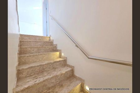 12_photo/94cf00901b.cbac4b0532efd0a4-ATLAS-f7e9ff9f-dfe9-43d5-8867-cfe39f5cbcb1.jpg de casa à venda com 4 quartos, 431m² em Caiapia, Cotia