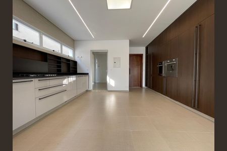 16_photo/94cf00908d.488d9430527a71af-ATLAS-0c5da919-806f-4bbc-8c92-e0cf8daf4924.jpg de casa de condomínio à venda com 4 quartos, 394m² em Caiapia, Cotia