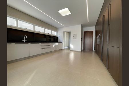 15_photo/94cf00908d.488d9430527a71af-ATLAS-2452f5b6-c42b-4b2a-abc5-65fe7166bcb2.jpg de casa de condomínio à venda com 4 quartos, 394m² em Caiapia, Cotia