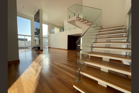 5_photo/94cf00908d.488d9430527a71af-ATLAS-da524340-b3e0-4e58-83bc-8a4452f5561a.jpg de casa de condomínio à venda com 4 quartos, 394m² em Caiapia, Cotia