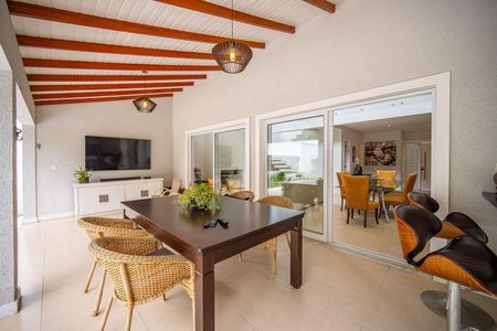 9_photo/94cf00909b.8112f57c7da29d24-ATLAS-6621488e-c5cb-44f9-bc76-abcf0e5becee.jpg de casa à venda com 4 quartos, 389m² em Caiapia, Cotia