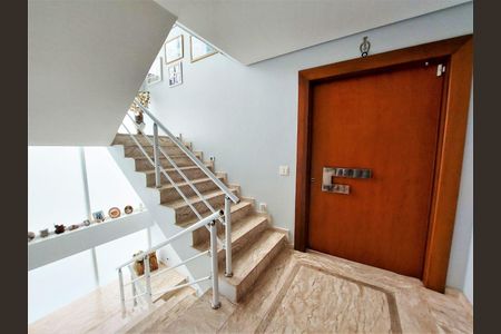 8_photo/94cf0090c1.d60ed16da6b331d7-ATLAS-17ffc4b5-93a6-45c0-b9eb-3e85271c9bca.jpg de casa de condomínio à venda com 3 quartos, 521m² em Caiapia, Cotia