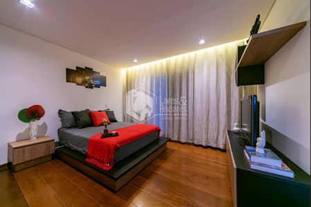 43_photo/94cf0090e1.4bd2615f33144f40-ATLAS-293567f7-c3cf-4f8e-b9db-18634d531d76.jpg de casa de condomínio à venda com 4 quartos, 493m² em Jardim Sao Paulo II, Cotia