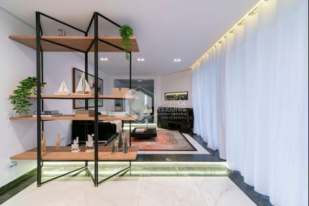 10_photo/94cf0090e1.4bd2615f33144f40-ATLAS-afce5ce8-fab9-464a-98ca-1c9636ebd8d1.jpg de casa de condomínio à venda com 4 quartos, 493m² em Jardim Sao Paulo II, Cotia