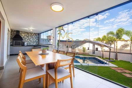 8_photo/94cf00911d.ceff8192393c33de-ATLAS-12b8320a-ab78-4e29-9bdc-7b7d44a66082.jpg de casa à venda com 5 quartos, 269m² em São Paulo II, Cotia