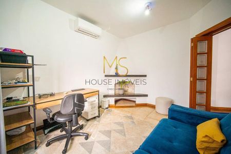 5_photo/94cf00911d.ceff8192393c33de-ATLAS-3f57f19a-3bdd-45b1-befc-33a5b9413fdf.jpg de casa à venda com 5 quartos, 269m² em São Paulo II, Cotia