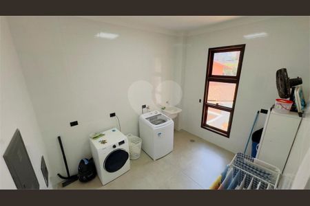 40_photo/94cf00913d.b6ff4639c4cf698b-ATLAS-2db64255-6f16-4d9d-b72e-2679b4d8a641.jpg de casa à venda com 5 quartos, 353m² em Jardim Sao Paulo II, Cotia