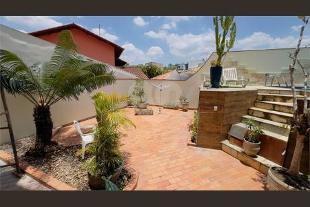 4_photo/94cf00913d.b6ff4639c4cf698b-ATLAS-419ee0e9-c3ce-4ae2-bea3-81d4d1b8e7ed.jpg de casa à venda com 5 quartos, 353m² em Jardim Sao Paulo II, Cotia