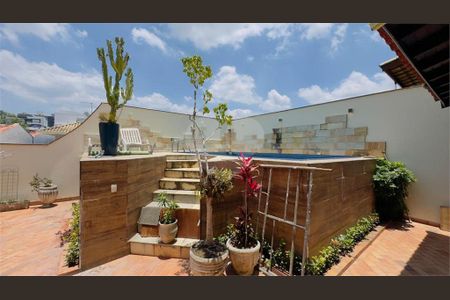 3_photo/94cf00913d.b6ff4639c4cf698b-ATLAS-a3f2896c-8018-408c-b93d-47d4677042e0.jpg de casa à venda com 5 quartos, 353m² em Jardim Sao Paulo II, Cotia