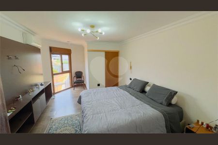 35_photo/94cf00913d.b6ff4639c4cf698b-ATLAS-ae50eb94-831e-4b97-9b71-45cc880fecc4.jpg de casa à venda com 5 quartos, 353m² em Jardim Sao Paulo II, Cotia