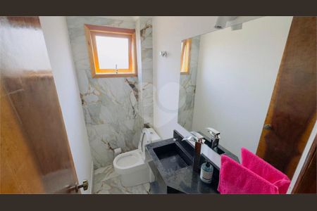 43_photo/94cf00913d.b6ff4639c4cf698b-ATLAS-e3729e9a-97e7-4bf3-bbe7-5e9b29007f69.jpg de casa à venda com 5 quartos, 353m² em Jardim Sao Paulo II, Cotia