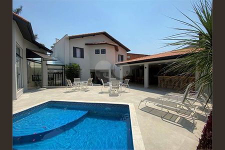 1_photo/94cf009157.ead0744c2329e0c8-ATLAS-b5b9bfee-9bac-44d3-9c1d-bc07b37009f8.jpg de casa à venda com 3 quartos, 300m² em Jardim Sao Paulo II, Cotia