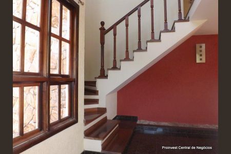 5_photo/94cf00915d.ad6cb26ada8414aa-ATLAS-924b9f8d-7280-4eeb-a74d-59c1ccaa0e55.jpg de casa de condomínio à venda com 4 quartos, 326m² em Caiapia, Cotia