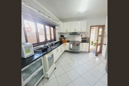 12_photo/94cf009179.6a11574ef84db859-ATLAS-6ff412a6-155e-4ea2-88f9-275ecfb50edd.jpg de casa à venda com 4 quartos, 10m² em Cotia, Cotia