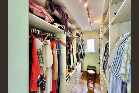 4_photo/94cf0091bb.0dba02f6e03a3679-ATLAS-0b4b01f4-c76e-48d2-95d6-0c1e4a443c7e.jpg de casa à venda com 4 quartos, 753m² em Caiapia, Cotia