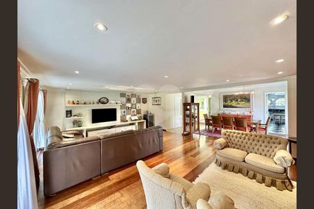 10_photo/94cf0091bb.0dba02f6e03a3679-ATLAS-2ca5b9fc-7f2b-4f99-9086-894ba47ddd78.jpg de casa à venda com 4 quartos, 753m² em Caiapia, Cotia