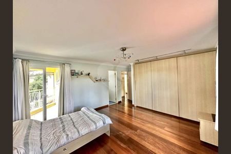 10_photo/94cf0091bb.0dba02f6e03a3679-ATLAS-b6289e86-24d4-4607-914e-0f4e2d66ce29.jpg de casa à venda com 4 quartos, 753m² em Caiapia, Cotia