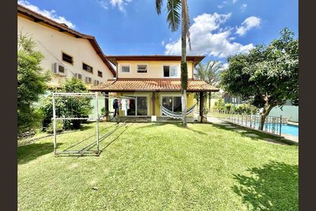 3_photo/94cf0091bb.0dba02f6e03a3679-ATLAS-c824f4f4-e12d-4138-b032-cd304586856e.jpg de casa à venda com 4 quartos, 753m² em Caiapia, Cotia