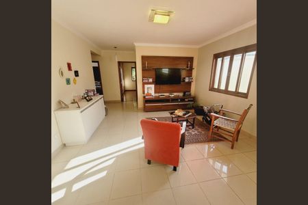 9_photo/94cf0091c1.9f73e101bd22bb98-ATLAS-5b11758b-d7ae-42e2-9cd0-c928eb032470.jpg de casa à venda com 4 quartos, 315m² em São Paulo II, Cotia