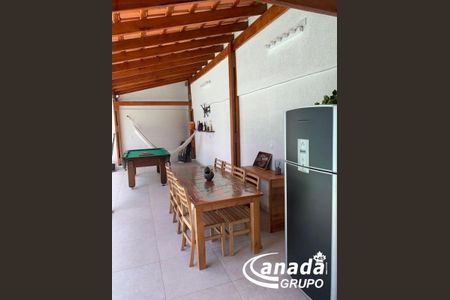 3_photo/94cf009209.df2406aa61ba3211-ATLAS-65bb9f49-5ed6-4b01-a944-3ab145bebbe4.jpg de casa à venda com 4 quartos, 360m² em Jardim Sao Paulo II, Cotia