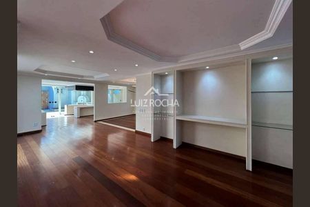 6_photo/94cf009217.ceff8192393c33de-ATLAS-1480e9d9-9277-4e70-adbf-bb9ae2bfb200.jpg de casa à venda com 4 quartos, 360m² em São Paulo II, Cotia