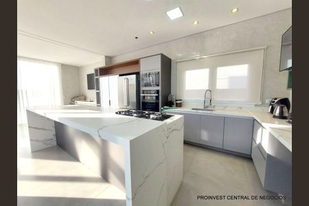 7_photo/94cf009299.3e1b4b7d4b39a1bc-ATLAS-9bbdc6fe-dc84-4d37-a81b-91ac12b4a0ca.jpg de casa de condomínio à venda com 4 quartos, 580m² em São Paulo II, Cotia