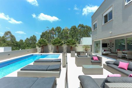 3_photo/94cf00929b.d064f87ba2f4a60c-ATLAS-0fc15239-e4a1-4714-a7ae-bfa3133e59dd.jpg de casa de condomínio para alugar com 3 quartos, 450m² em São Paulo II, Cotia