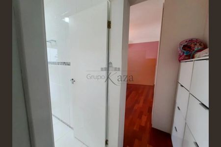 23_photo/94cf0092ad.cbba9a5fa9682889-ATLAS-8afd05a2-3e72-4b11-8e5b-d7f9265c27fb.jpg de casa à venda com 4 quartos, m² em Caucaia do Alto, Cotia