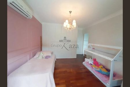 20_photo/94cf0092ad.cbba9a5fa9682889-ATLAS-a4e60de6-b86c-4008-9591-edbed84ca514.jpg de casa à venda com 4 quartos, m² em Caucaia do Alto, Cotia