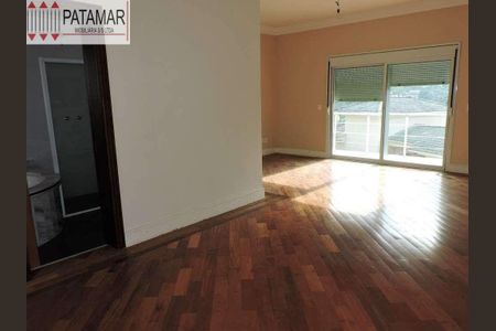 7_photo/94cf0092d9.15f4a19d538e62fb-ATLAS-a32ee346-3d62-4e8f-9481-cd9178f0b4cf.jpg de casa de condomínio à venda com 4 quartos, 405m² em Jardim Sao Paulo II, Cotia