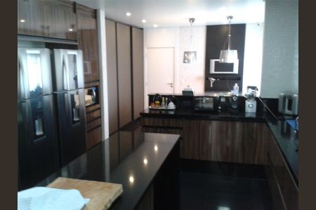 9_photo/94cf0092f7.9b0e853e47463488-ATLAS-4cf2aba7-3901-4de0-ad9a-5b43c52fcb9d.jpg de casa de condomínio à venda com 4 quartos, 630m² em Caiapia, Cotia