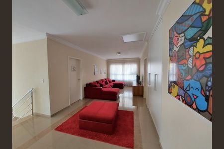 4_photo/94cf00938b.4d5f998e3e6d7143-ATLAS-b3ef2085-227e-401c-83b2-3ca094de7f0a.jpg de casa de condomínio à venda com 4 quartos, 370m² em Jardim Sao Paulo II, Cotia