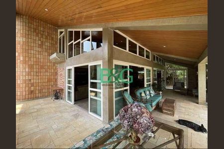 2_photo/94cf0093ef.526a5585697b5969-ATLAS-434e6f92-cd64-4722-a4a7-b2bdcd1731b7.jpg de casa de condomínio à venda com 3 quartos, 1045m² em São Paulo II, Cotia