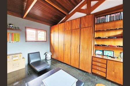 3_photo/94cf00940f.70d34e1d457a0501-ATLAS-6a4f858f-dcdd-4e09-95c1-4f61ff75c8c0.jpg de casa de condomínio à venda com 5 quartos, 380m² em São Paulo II, Cotia