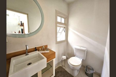 26_photo/94cf009431.a64aef6598c47c00-ATLAS-2c15031e-5ef2-4cf3-8bb6-cfd500ec3fd5.jpg de casa à venda com 4 quartos, 1100m² em Jardim Sao Paulo II, Cotia