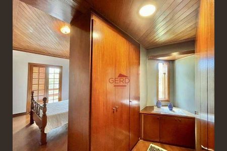 2_photo/94cf009435.7d3c41bc496dffaa-ATLAS-a8b5dd3b-18d1-46d3-aec8-723a1c9f23ff.jpg de casa de condomínio à venda com 3 quartos, 390m² em Jardim Sao Paulo II, Cotia